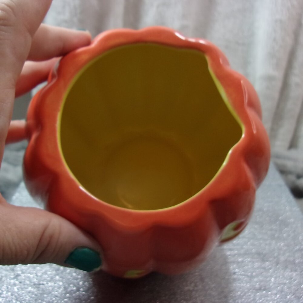 COPY - H-182 VINTAGE HALLMARK LIDDED PUMPKIN JAR/JACK-O-LANTERN TREAT JAR - Picture 8 of 11